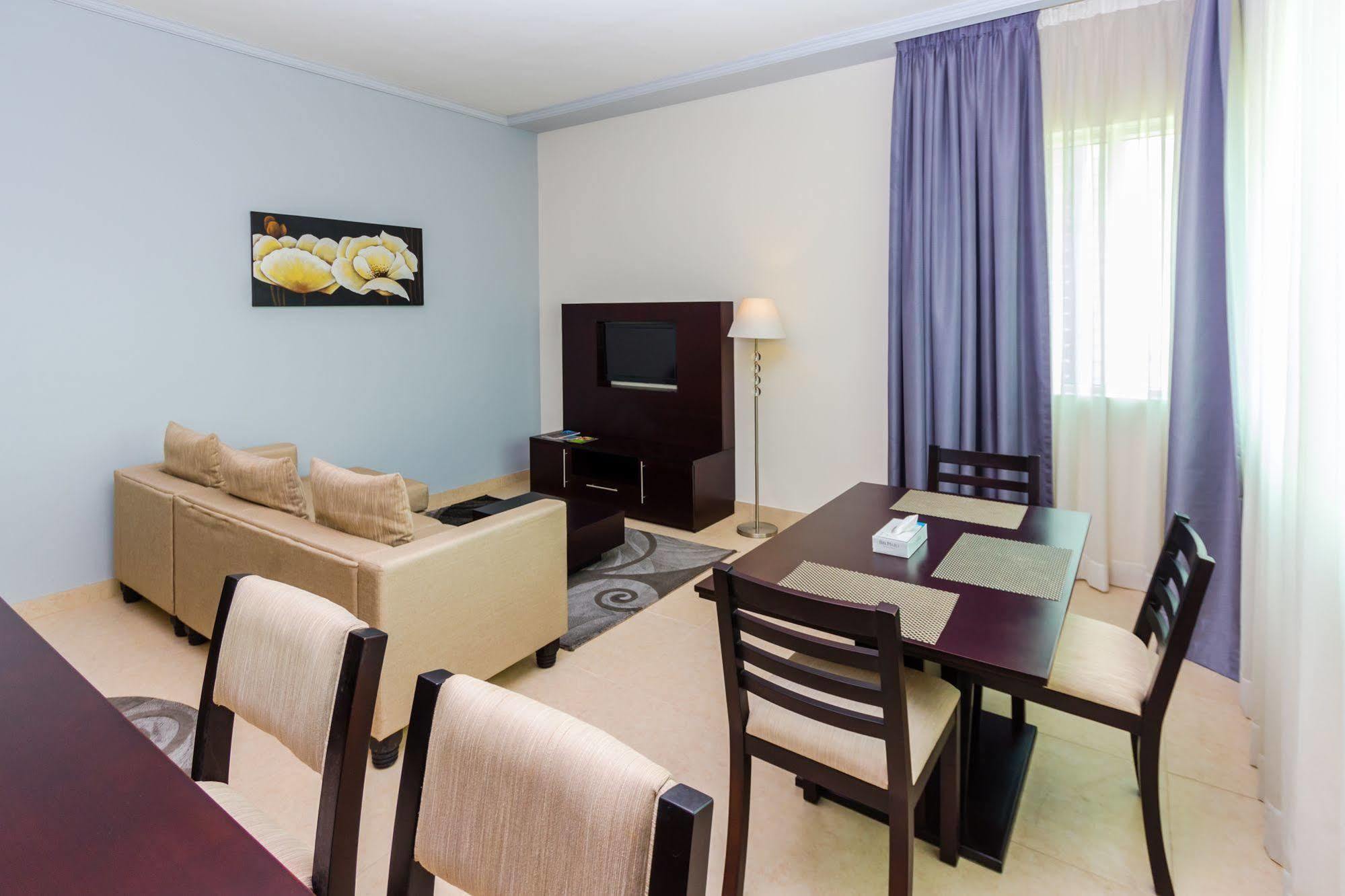 Tower Hotel Apartments Abú Dhabí Exteriér fotografie