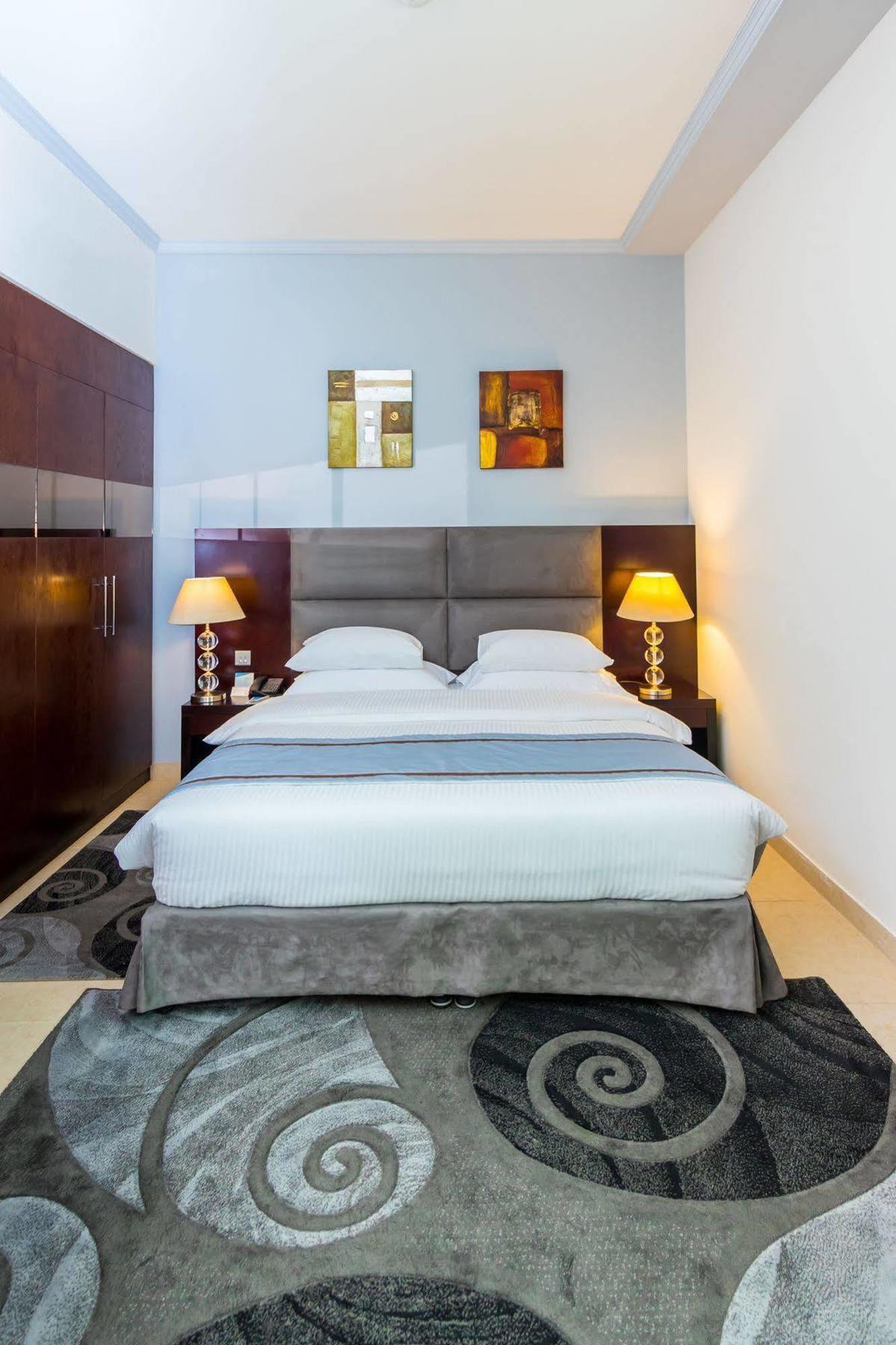 Tower Hotel Apartments Abú Dhabí Exteriér fotografie